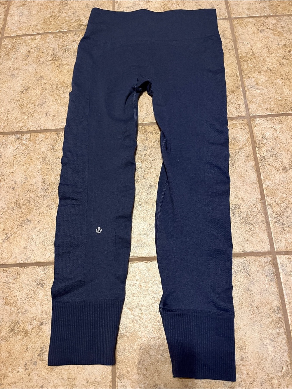 Lululemon In The Flow Crop II seamless athletic cropped leggings